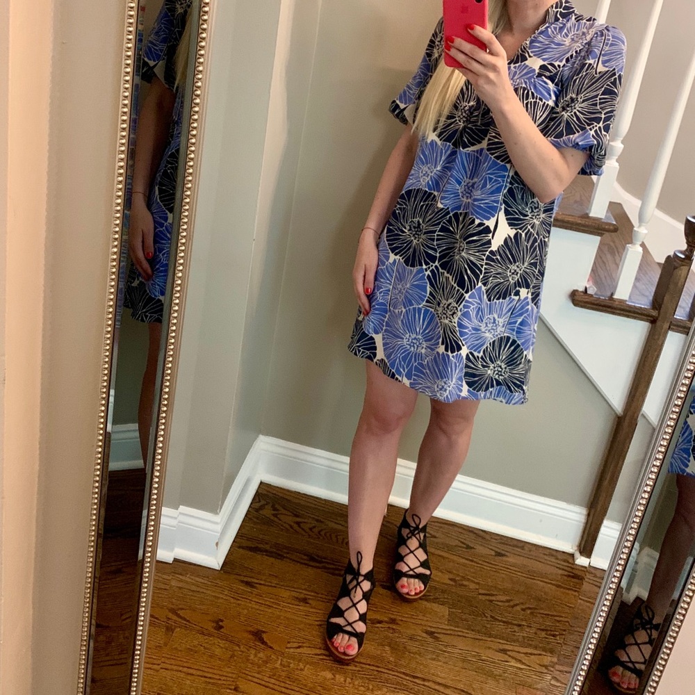 BANANA REPUBLIC 100% SILK FLORAL BLUE DRESS - Picture 1 of 9